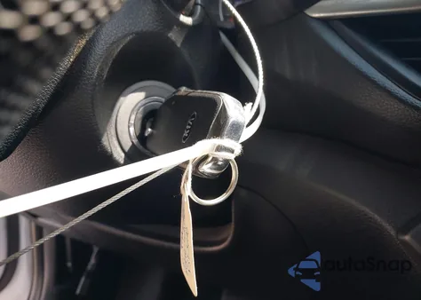 2021 Kia Forte Lxs z USA, uszkodzony, nr VIN 3KPF24AD7ME324735